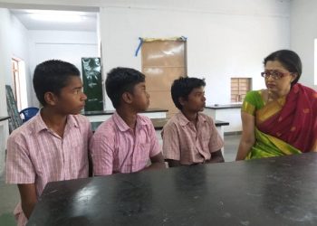 திருவண்ணாமலையில் ஏழை குழந்தைகளின் கல்விக்காக உதவிய கௌதமி!