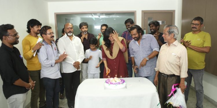 தனது பிறந்தநாளை தமிழரசன் படப்பிடிப்பில் கொண்டாடிய ரம்யா நம்பீசன்!
