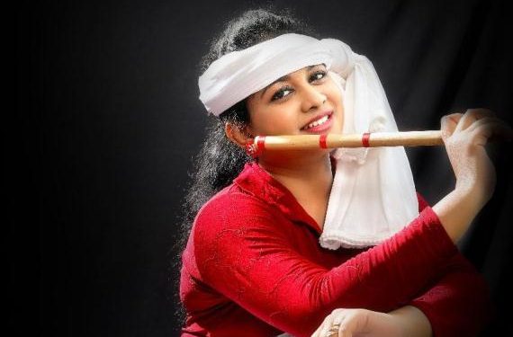 மீண்டும் கருவாப்பையா கார்திகா ” 