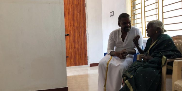 நேரடியா களத்தில் இறங்கி மக்கள் சேவையில் ராகவா லாரன்ஸ்  