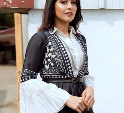 ரெஜினா கசான்றா நடிப்பில் வெளியாகவுள்ள தெலுங்கு த்ரில்லர் “ எவரு “ ! 