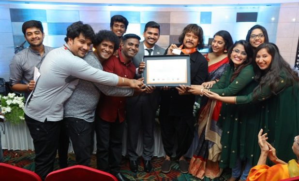 வீணை மேஸ்ட்ரோ கலைமாமணி ராஜேஷ் வைத்யா ’60 நிமிடங்களில் 60 பாடல் துணுக்குகள்’ வாசித்து புதிய ‘ஆசியா புக் ஆப் ரெக்கார்ட்ஸ்’ சாதனை