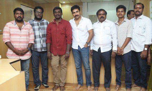 விஜய் ஆண்டனி ஆனந்த கிருஷ்ணன் இயக்கும் புதிய படத்தின் பூஜை நடைபெற்றது!