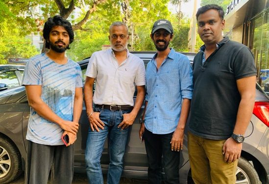 ஜி.வி.பிரகாஷுடன் இணைந்த முன்னணி இயக்குநர்!!