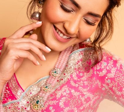 Actress Raashi Khanna Exclusive Gallery