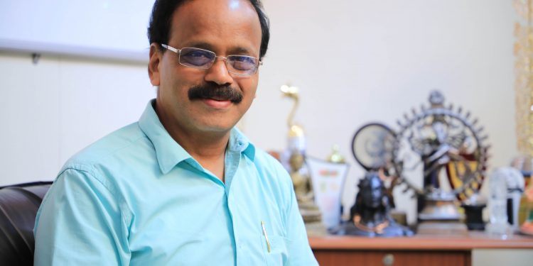தனது தமிழ் கவிதையை பாராட்டிய தயாரிப்பாளர் தனஞ்செயனுக்கு பிரதமர் மோடி நன்றி.