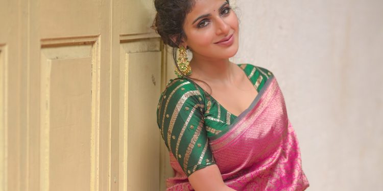 Iswarya Menon looks stunning photoshoot