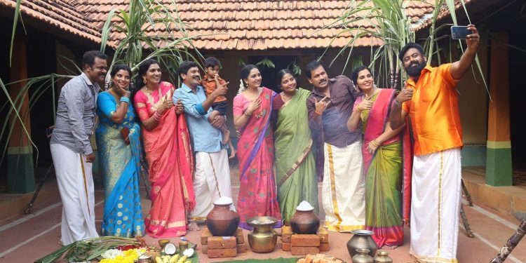 மும்பை பெண்ணான சிருஷ்டிடாங்கே கொண்டிய பொங்கல் கொண்டாட்டம்