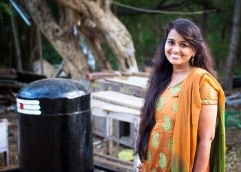 அமெரிக்காவில் அசத்தி வரும் தமிழ்ப் பாடகி பைரவி தண்டபாணி