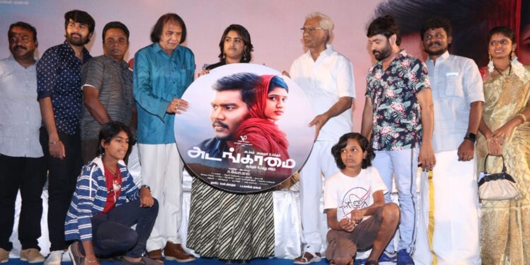 பேருந்துகளில் அதிகளவு இடம் பெற்றிருக்கும் திருக்குறள் தான் ‘அடங்காமை’யின் கதை  இயக்குநர் விளக்கம்