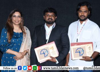 பிரான்சிஸ் மார்கஸ் அவர்களின் மதிப்புமிக்க பேனரான மார்க் ஸ்டுடியோ இந்தியா பிரைவேட் லிமிடெட் மூலம் தயாரிக்கப்பட்ட ஒரு அழுத்தமான ஆவணப்படம் ‘Life In Loom’ ஆகும். ஷார்ட் ஃபிலிம்ஸ், மியூசிக் வீடியோஸ், விளம்பரங்கள் ஆகியவற்றில் மார்க் ஸ்டுடியோஸ் தொடர்ந்து இயங்கி வருகிறது.